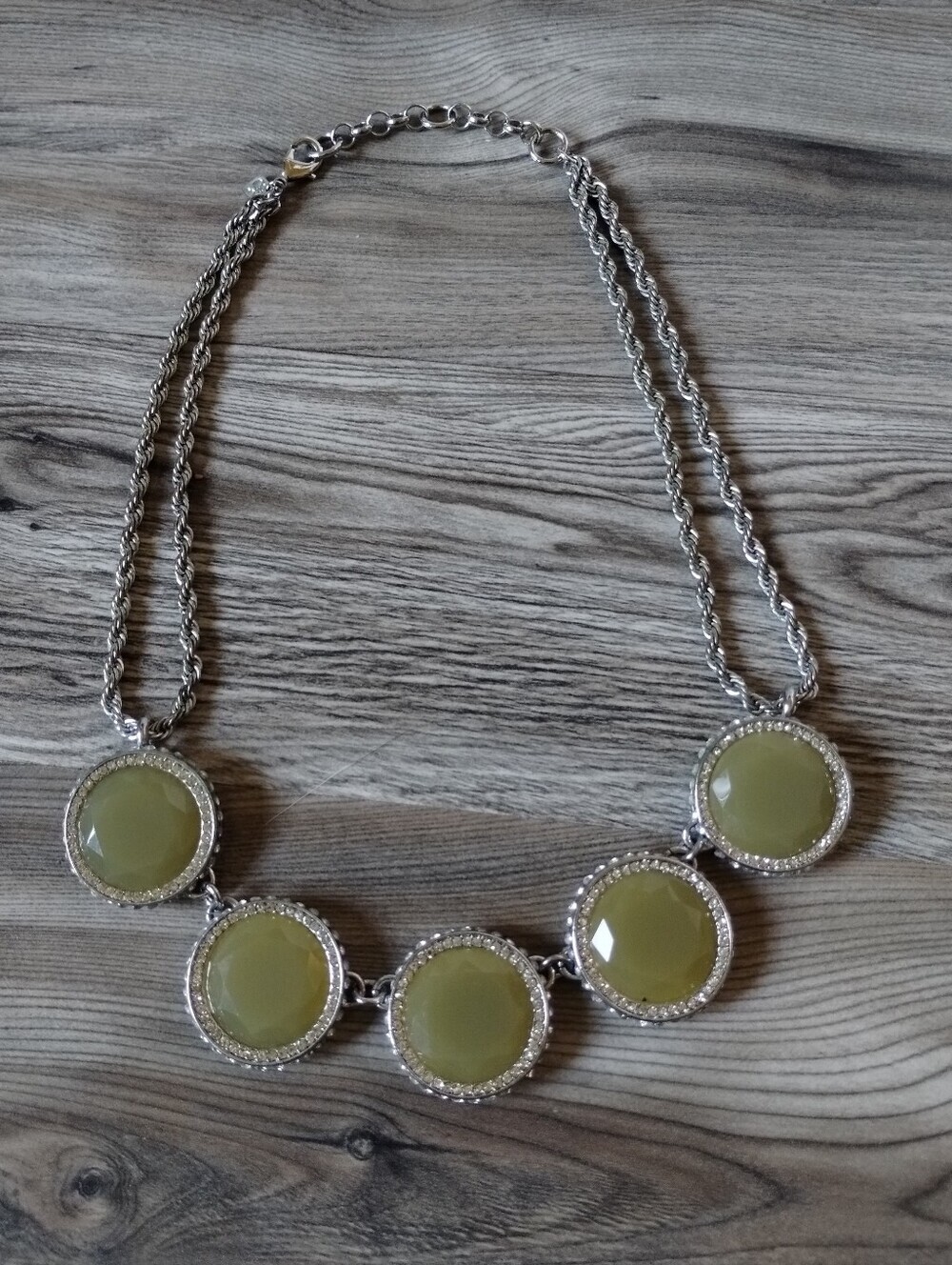 Banana Republic Silver Tone Faceted Acrylic Rhinestone Statement Necklace
